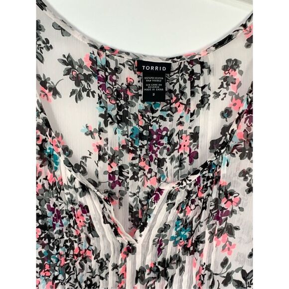 Torrid Women's 3/4 Sleeve Floral Print Pleated Blouse Multicolor Size 2x NWOT - Picture 5 of 7